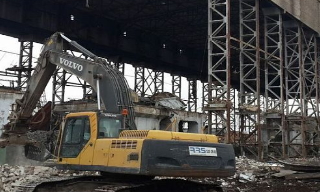 Демонтаж ангаров в Тюмени под ключ - стоимость от 1566 руб. | 2Землекопа-Тюм